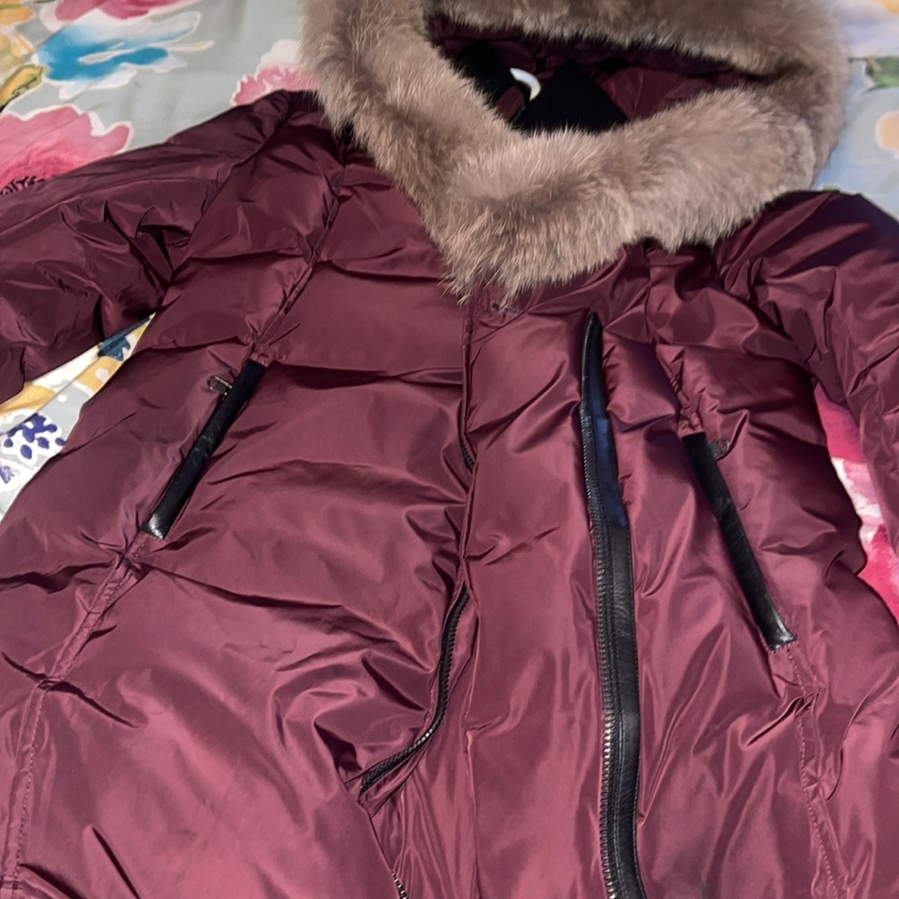 💞Mackage💞
800 Fill Power Down Coat with
Genuine Fox Fur Trim